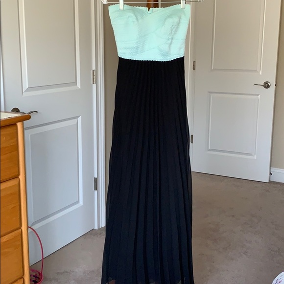 B Darlin Dresses & Skirts - B. Darlin Strapless Formal Gown Black & Light Aqua